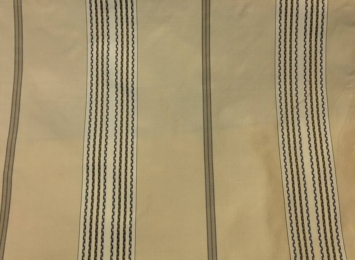 Scalamandre High End Decorator Stripe Silk Taffeta BTY Scalamandre High End Decorator Stripe Silk Taffeta BTY