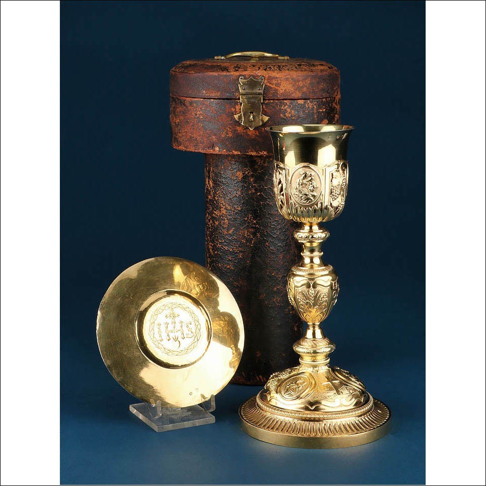Antique Baroque Gilt Silver Chalice, Paten and Case. Paris, France, 1819-1838