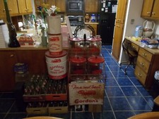 VINTAGE 2 GALLON GORDON'S CANDY 4 JAR RACK AND JAR'S ALL MINT 3 CAN'S picture