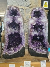 V. big, extraordinary fitting pair: A+ Amethyst Madonnas cathedral geode. Druze. picture