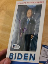 Joe Biden Signed Figure Beckett President 2020 #46 RARE Real life figures picture