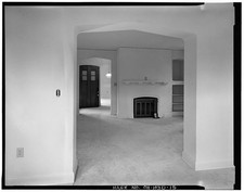 Photo:Pearson Rd Building 516-732 Interior Living Room First Floor 1930s picture