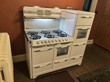 1945 O’Keefe & Merritt Aristocrat Town And country Stove picture