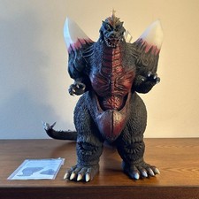 X-PLUS Toho 30cm Series Space Godzilla figure, realistic size, no noticeable dam picture