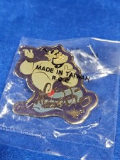 Authintic Disney Genie from Aladdin With Lamp Pin 1992 Rare Movie Theater Promo picture