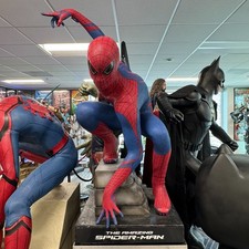 Sony The Amazing Spider-Man P4 Life Size 1:1 Statue on Short Base Superhero Prop picture