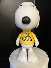 KAWS X Peanuts Snoopy Vinyl Figure Joe Kaws 2011 picture
