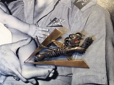 WWII RARE AVG FLYING TIGER ONE OF A KIND THEATER MADE TIGER BADGE GROUPING picture