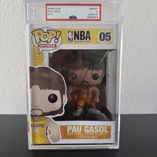 Funko Pop NBA Pau Gasol 05 Vinyl Figure Los Angeles Lakers PSA 8, Autographed 10 picture