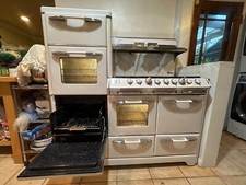 O'Keefe and Merritt Aristocrat Town and Country Vintage Stove picture