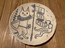 Makoto Kagoshima Hand-Painted Cat Plate picture