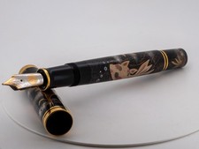 Pelikan M1000 2025 Maki-e Goldfish Limited Edition Fountain Pen 18k picture