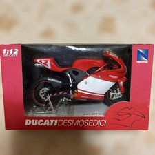 NewRay 1:12 Ducati Desmosedici model #fd31f6 picture