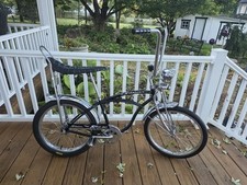 1964 1/2 SCHWINN STING-RAY SUPER DELUXE 2 Speed w/options Yellow Oval Blk. Model picture