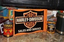 SCARCE 1950s HARLEY DAVIDSON 2-SIDED PAINTED METAL DEALER FLANGE SIGN SALES BIKE picture