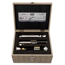 Star Wars The Clone Wars Lightsaber Hilt Set Limited Edition D23 SIGNED #/100 picture