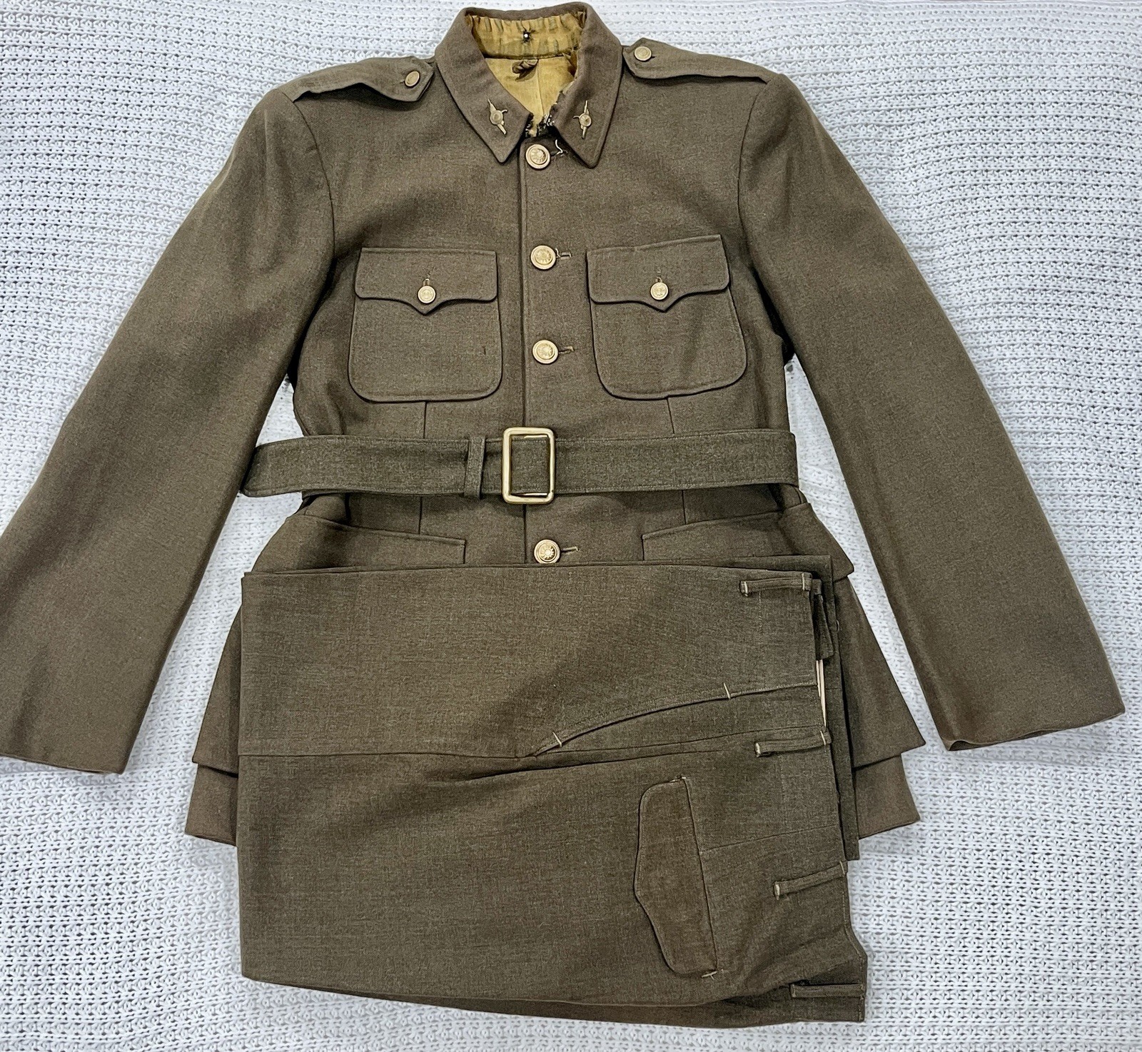 Authentic China Nationalist Army 內戰國軍 Uniform Set In 1946-1949 Civil War Authentic China Nationalist Army 內戰國軍 Uniform Set In 1946-1949 Civil War