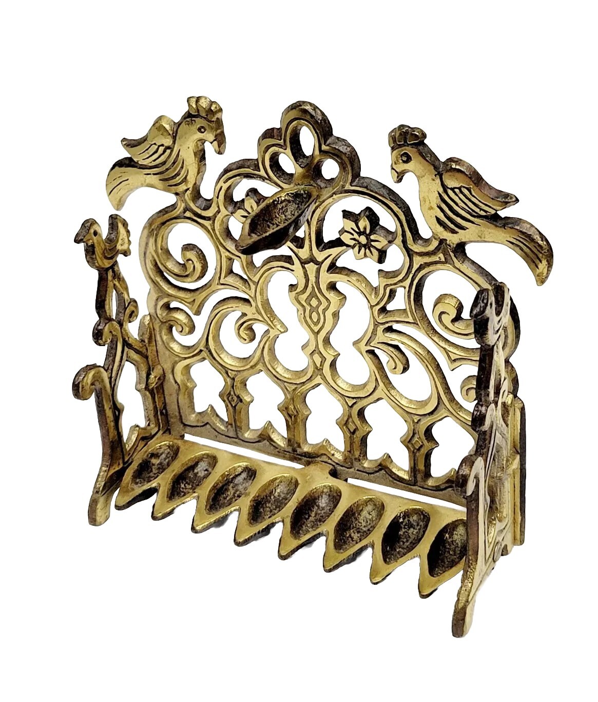 Antque Cast Brass Menorah Hanukkah Oil Lamp Table Or Wall Verry Good Condition Antque Cast Brass Menorah Hanukkah Oil Lamp Table Or Wall Verry Good Condition