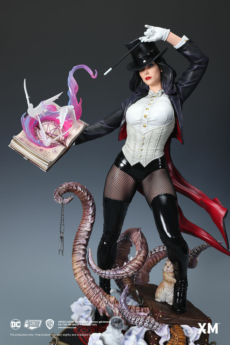 XM Studio Batman Zatanna 1/6 Scale 38cm Resin Model Statue DC Comics