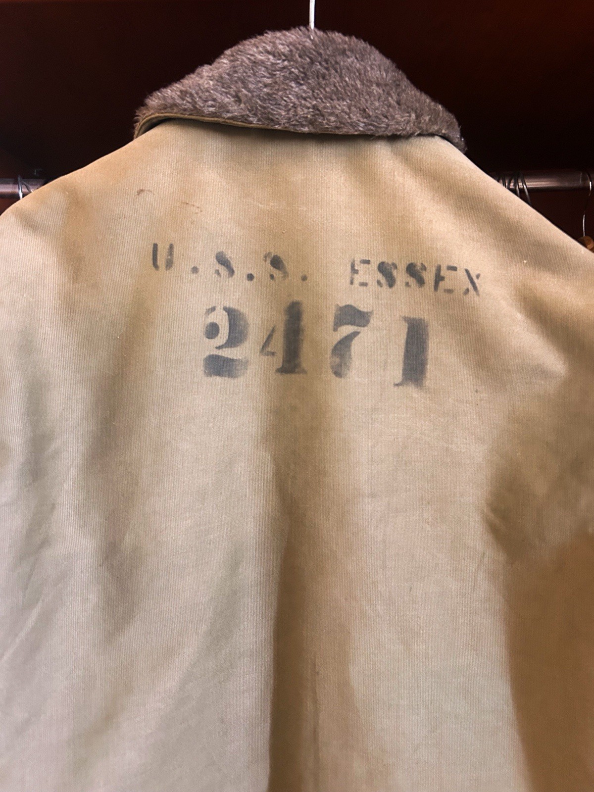WW2 ‘40s N1 Deck Jacket Size 42 Large - Stencilled USS Essex WW2 ‘40s N1 Deck Jacket Size 42 Large - Stencilled USS Essex