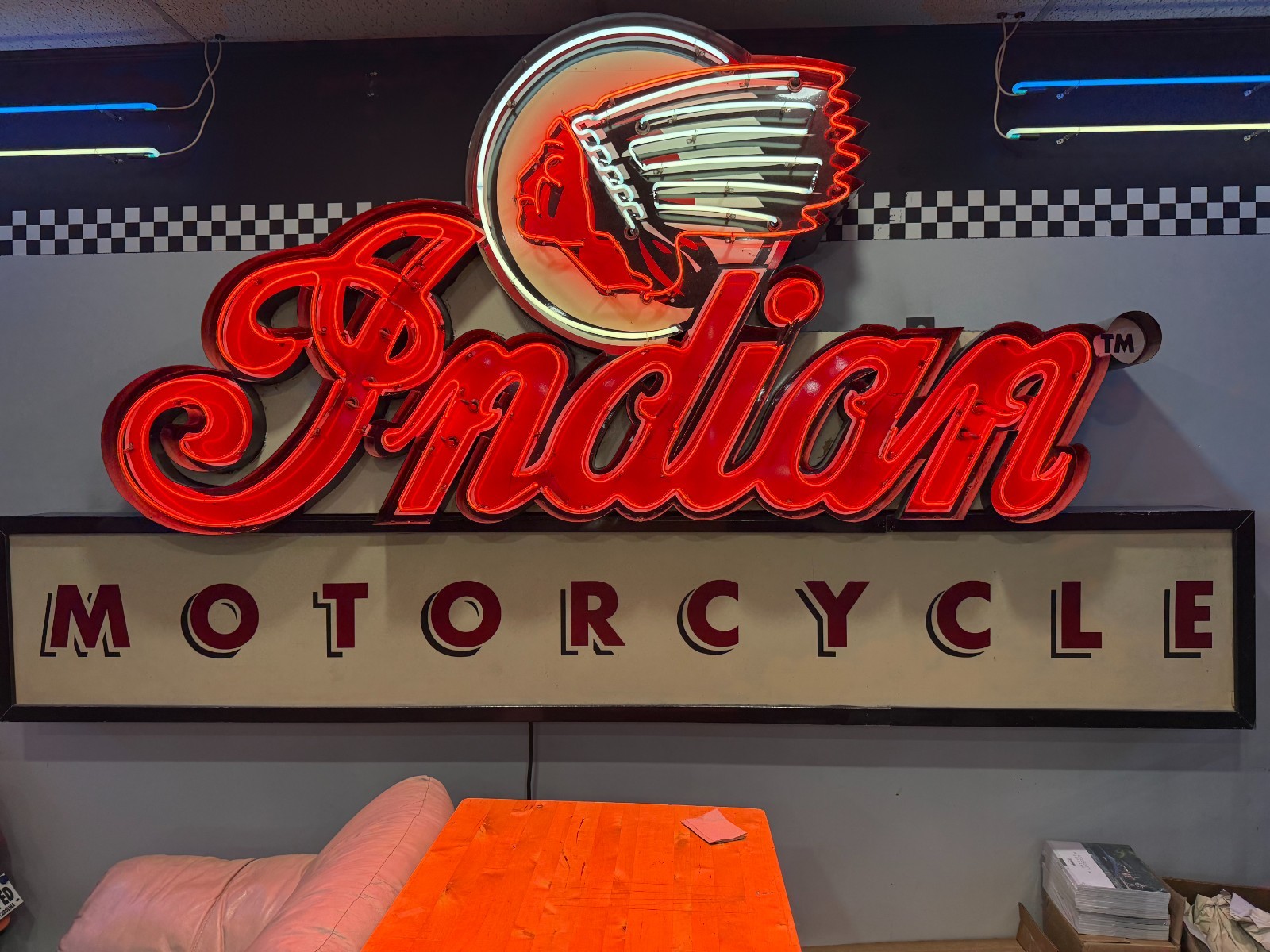 Used - Authentic INDIAN Dealership Showroom Grade. Used - Authentic INDIAN Dealership Showroom Grade.