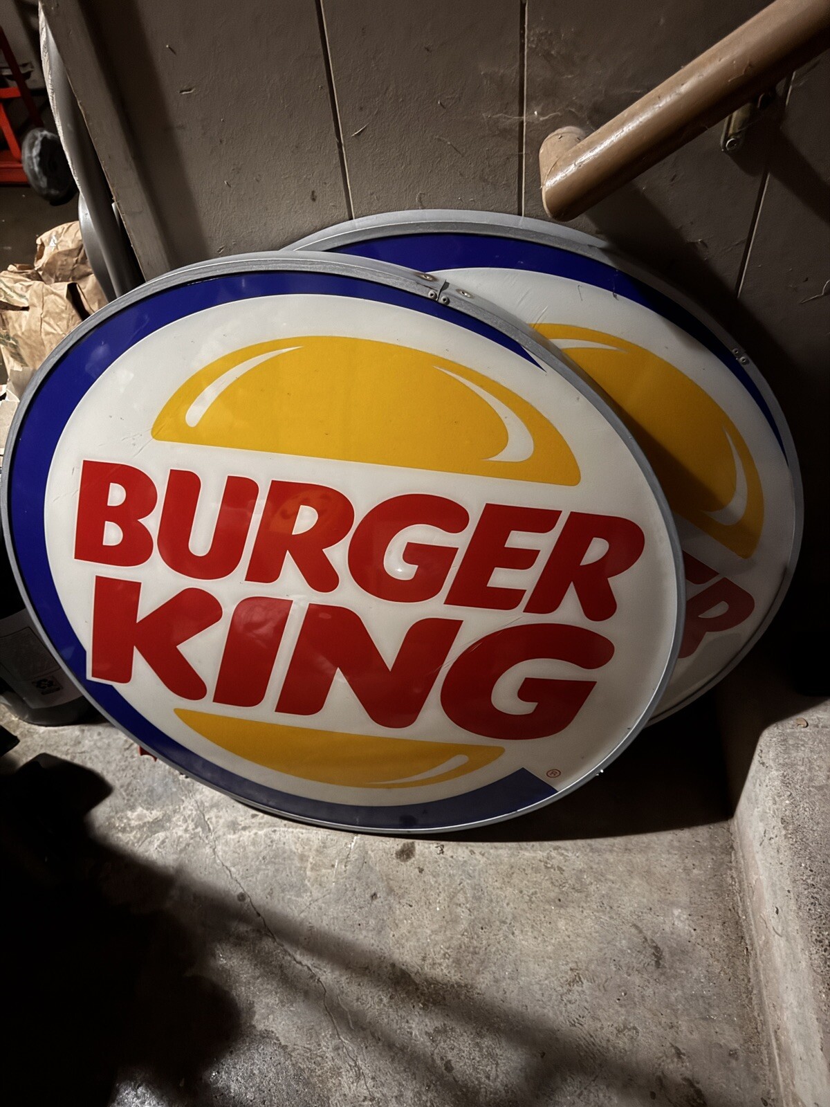 Vintage 28” Burger King Light Up Restaurant Button Sign - no guts P13