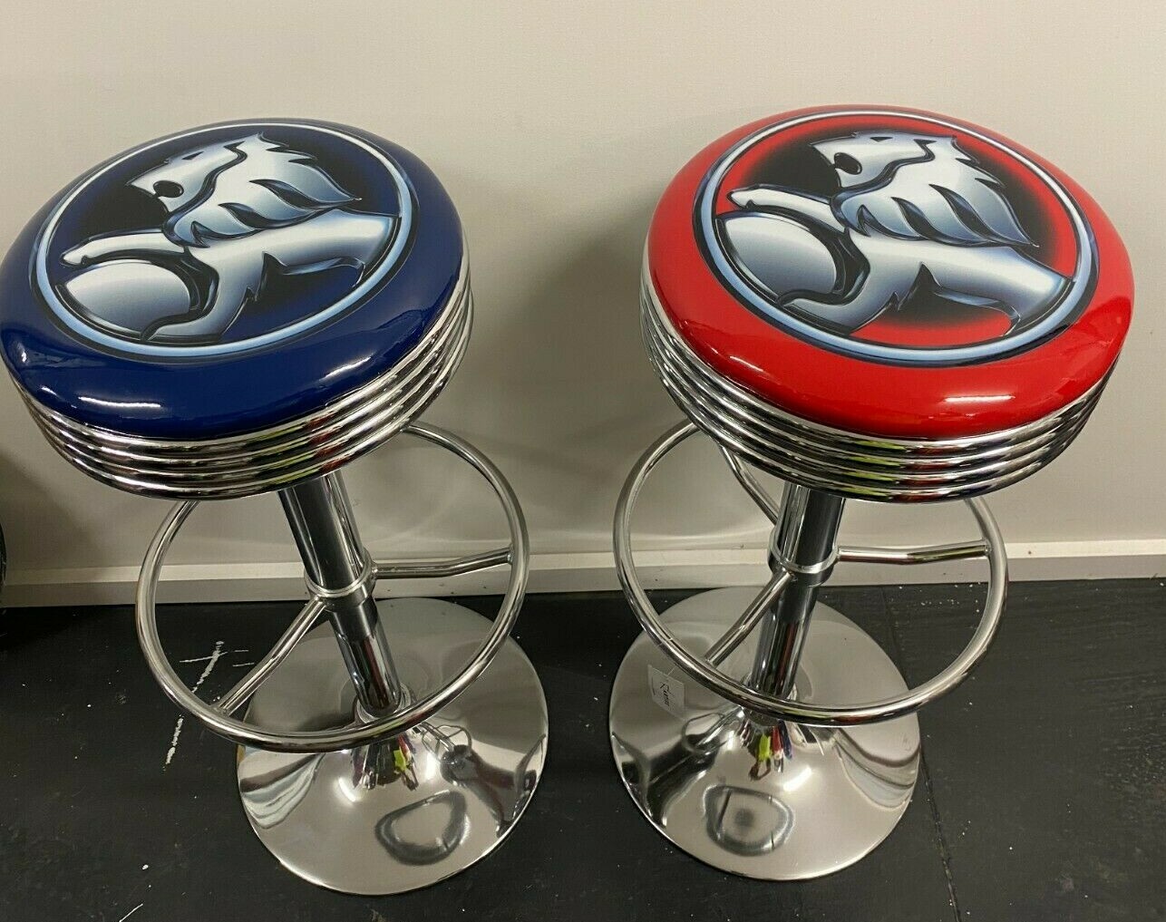 HOLDEN LION RED AND BLUE RARE PREMIUM BAR STOOLS ADJUSTABLE HEIGHT 2 STOOLS HOLDEN LION RED AND BLUE RARE PREMIUM BAR STOOLS ADJUSTABLE HEIGHT 2 STOOLS