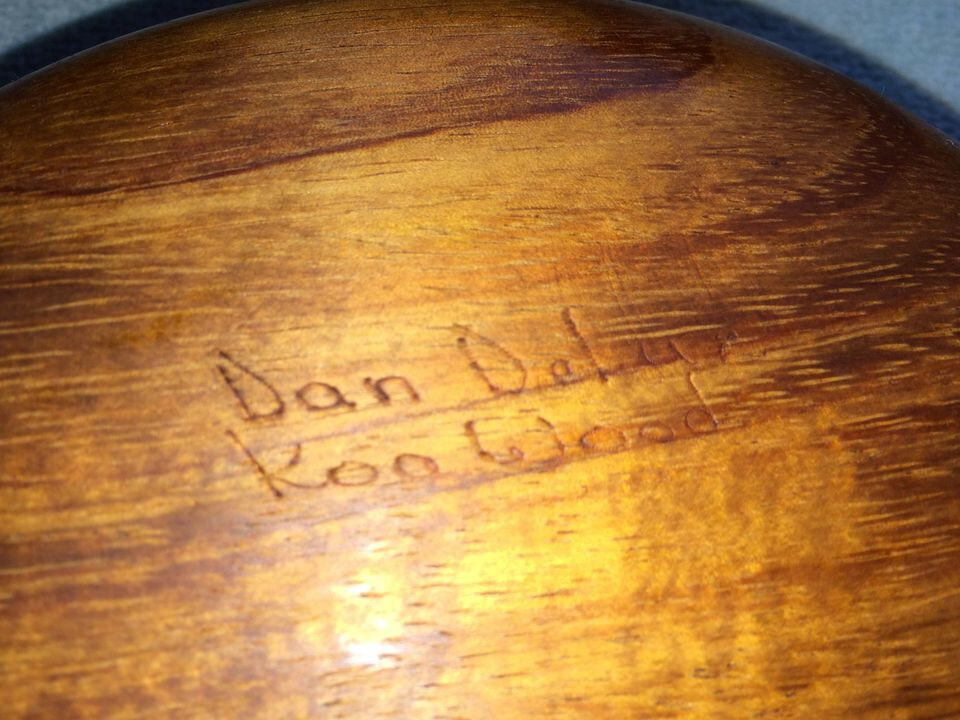 Dan DeLuz Signed Hawaiian 100% Pure Koa Wood 9-piece salad set. Extremely rare. 