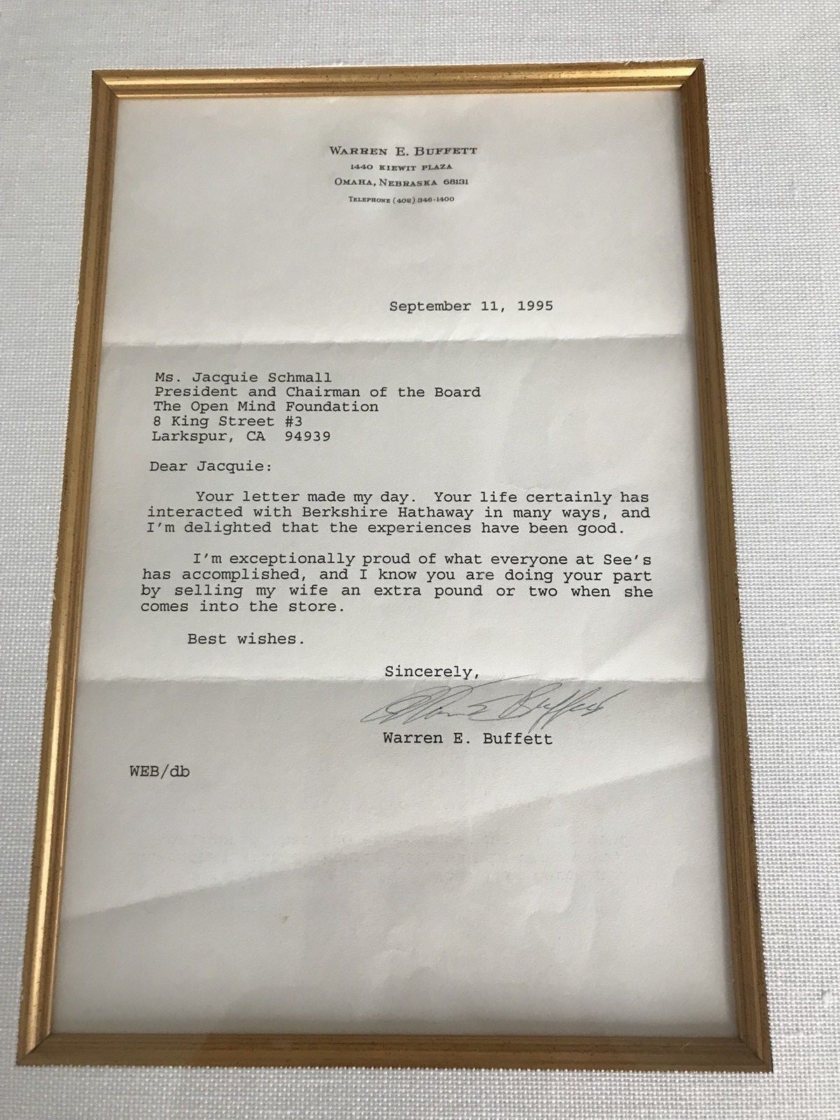 1995 rare Warren Buffett Signed Autograph LETTER See's mention Mrs. Buffett fram 1995 rare Warren Buffett Signed Autograph LETTER See's mention Mrs. Buffett fram