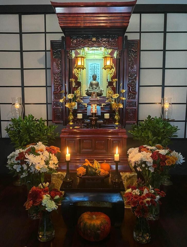 Butsudan Buddhist Japanese Altar SGI Nichiren Shoshu Shu Buddha Cabinet Gohonzon Butsudan Buddhist Japanese Altar SGI Nichiren Shoshu Shu Buddha Cabinet Gohonzon